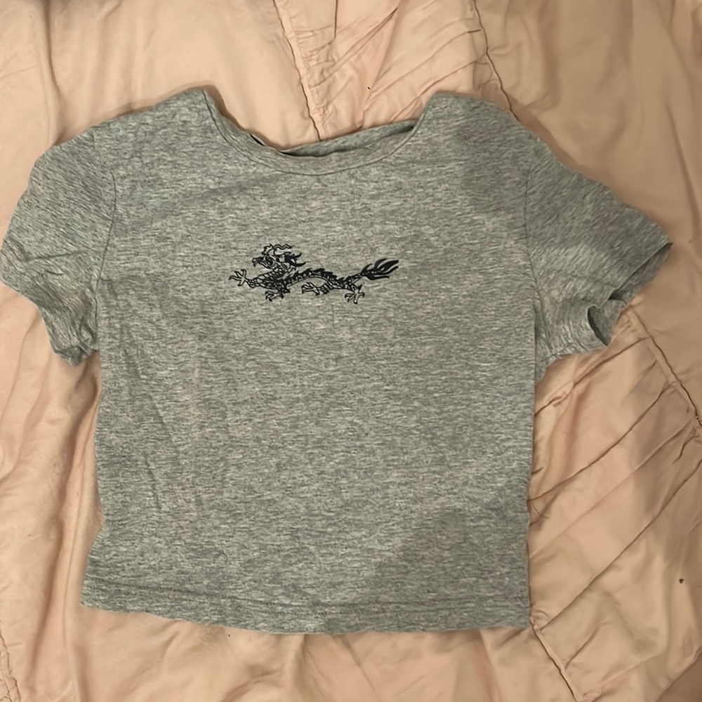Reminds me of the one from Brandy, XS, fitted baby T, cropped T-shirt